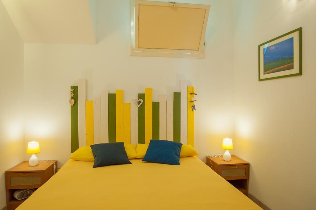Villa Margiu - Casa Ossino Agnone Bagni Exteriör bild