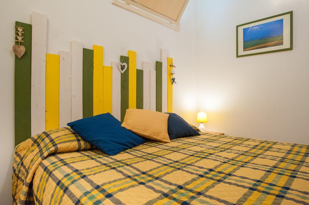 Villa Margiu - Casa Ossino Agnone Bagni Exteriör bild