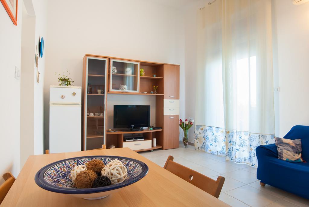 Villa Margiu - Casa Ossino Agnone Bagni Exteriör bild